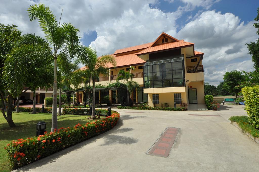 Maeklong Marina Resort Ratchaburi Esterno foto